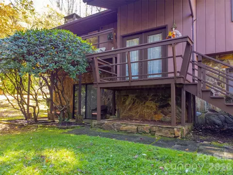 495 Savannah Dr, Sylva, NC 28779 photo 3