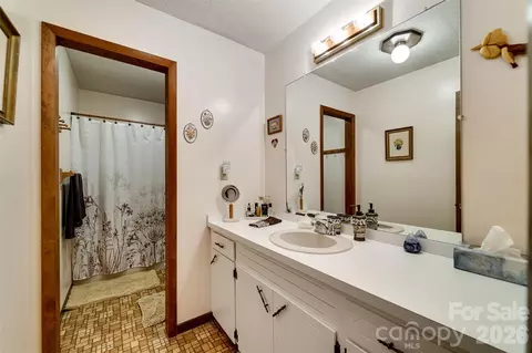 495 Savannah Dr, Sylva, NC 28779 photo 14
