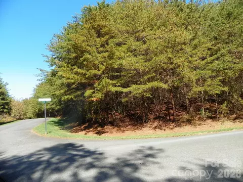 108 Chersonese Ct, New London, NC 28127