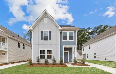 4028 Grommet Ct, Matthews, NC 28105