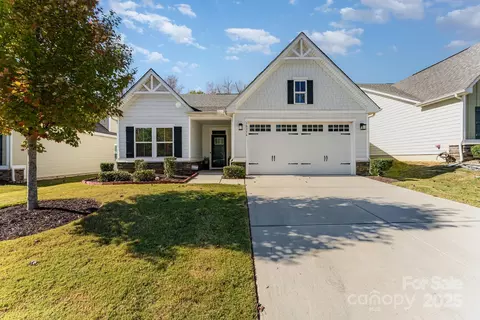 10356 Black Locust Ln, Charlotte, NC 28215