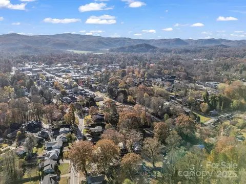 View/Area - 96 Thomas St, Brevard, NC 28712 photo 2 of 2