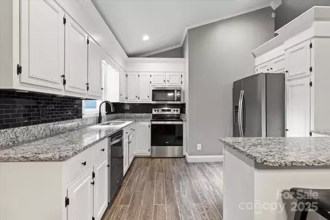 Kitchen - 7918 Sarah Dr, Denver, NC 28037 photo 1 of 2