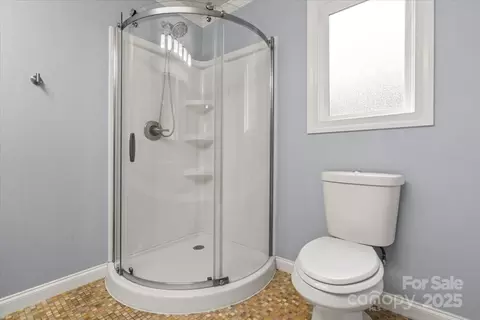 Bath - 7918 Sarah Dr, Denver, NC 28037 photo 3 of 4
