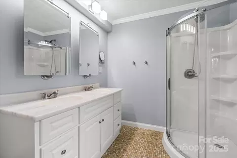 Bath - 7918 Sarah Dr, Denver, NC 28037 photo 4 of 4