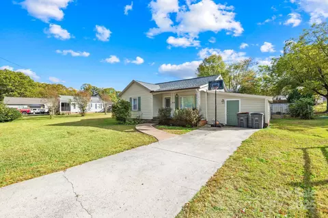 312 E 26th St, Kannapolis, NC 28083 photo 2