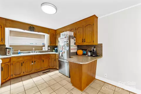 312 E 26th St, Kannapolis, NC 28083 photo 14
