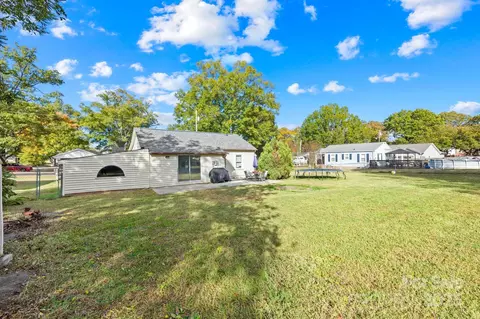 312 E 26th St, Kannapolis, NC 28083 photo 6