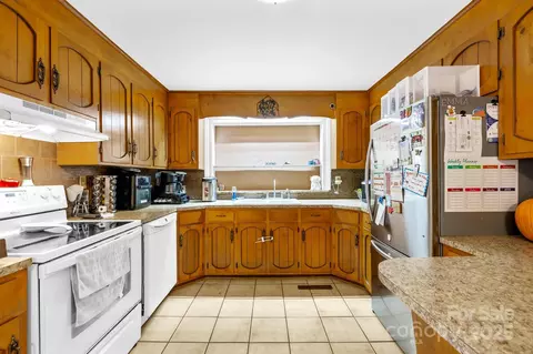 312 E 26th St, Kannapolis, NC 28083 photo 13