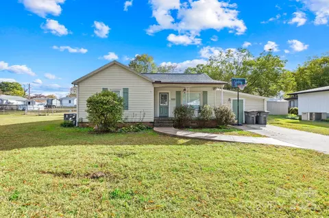312 E 26th St, Kannapolis, NC 28083