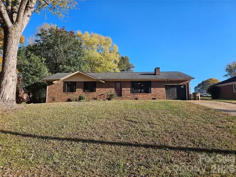 3025 Downing St, Shelby, NC 28152