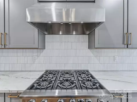 Kitchen - 215 High Hemlock Trl, Brevard, NC 28712 photo 3 of 4