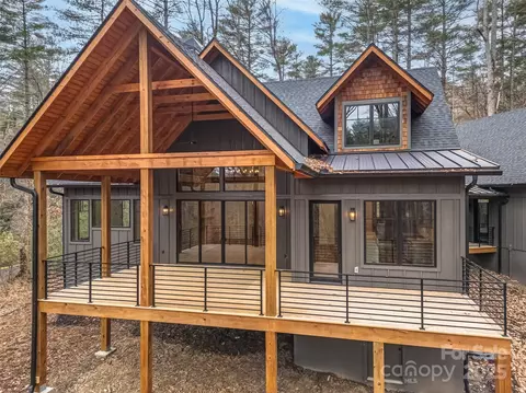 Exterior - 215 High Hemlock Trl, Brevard, NC 28712 photo 4 of 6