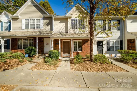5213 Ficus Tree 3003 Ln #3003, Charlotte, NC 28215