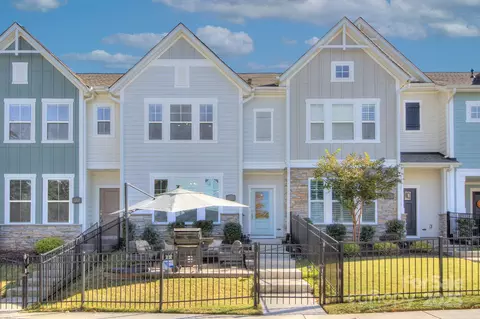 2546 Lydia Ave, Charlotte, NC 28205
