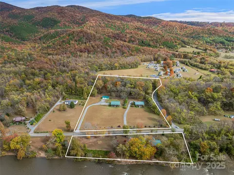River Road, Hot Springs, NC 28743