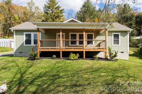 17 Sycamore St, Asheville, NC 28804