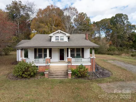 4541 Hartland Rd, Lenoir, NC 28645