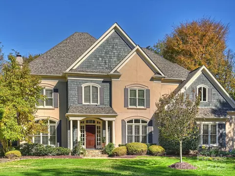 1738 Bardstown Rd, Charlotte, NC 28226