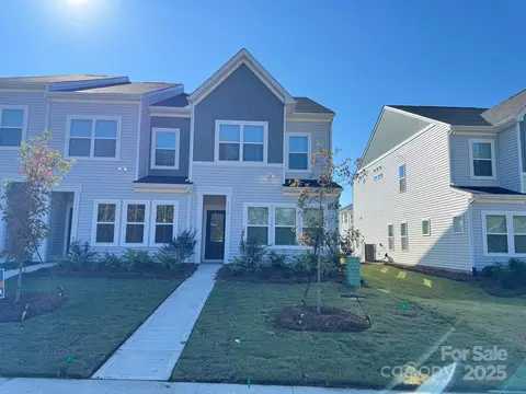 4720 Lakeview 12 Rd #12, Charlotte, NC 28216