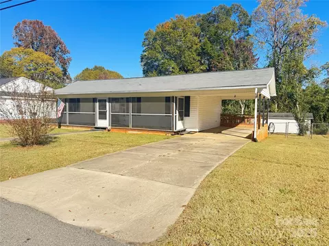 604 S Lorraine St, Dallas, NC 28034