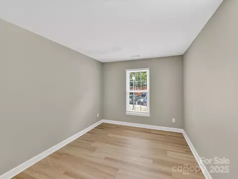 Bedroom - 20115 Henerson Roa Rd #D, Cornelius, NC 28031 photo 2 of 3