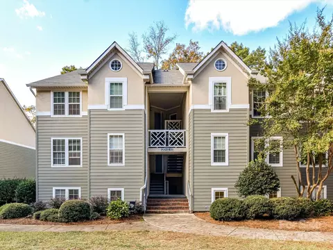 Exterior - 20115 Henerson Roa Rd #D, Cornelius, NC 28031 photo 2 of 10