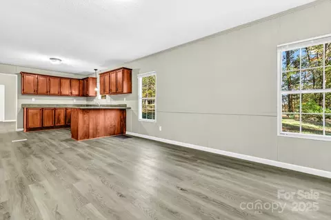 Living - 80 Winter 811 Ln #8&11, Mill Spring, NC 28756 photo 6 of 9