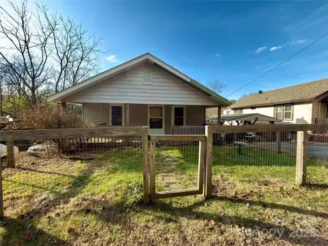 658 Emma Rd, Asheville, NC 28806