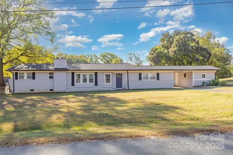 41 Fleetwood Sw Dr SW, Concord, NC 28027