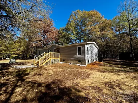 Exterior - 5458 Foxcroft Dr, Fort Lawn, SC 29714 photo 9 of 10