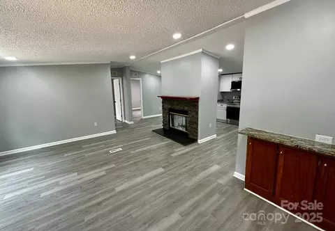 Living - 5458 Foxcroft Dr, Fort Lawn, SC 29714 photo 2 of 6