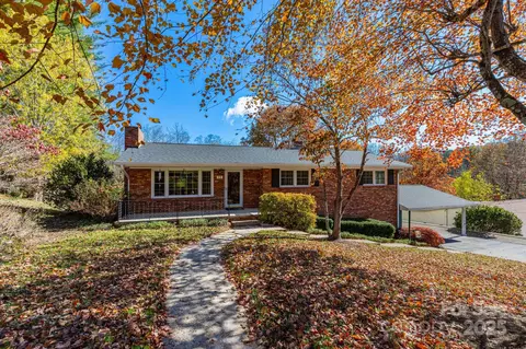 66 Gibson Rd, Asheville, NC 28804