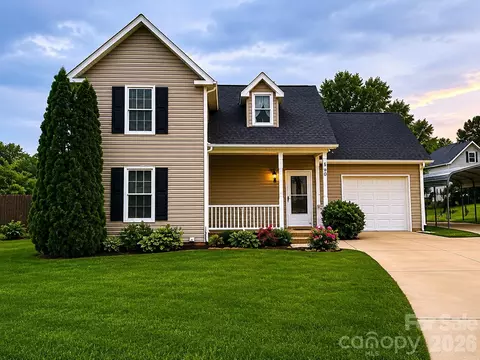 506 Pleasant St, Spindale, NC 28160