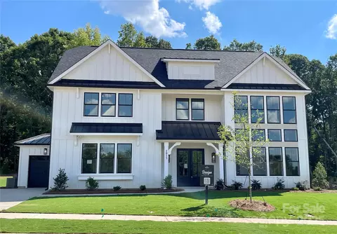 1015 Kendall 4 Dr #4, Wesley Chapel, NC 28173