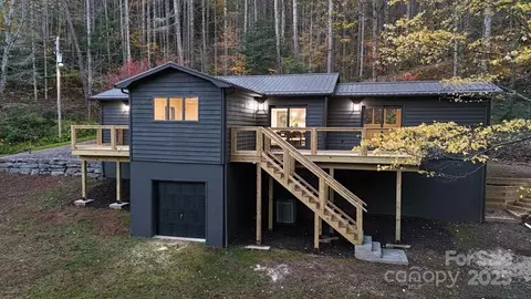 74 Panther Ridge Dr, Sylva, NC 28779