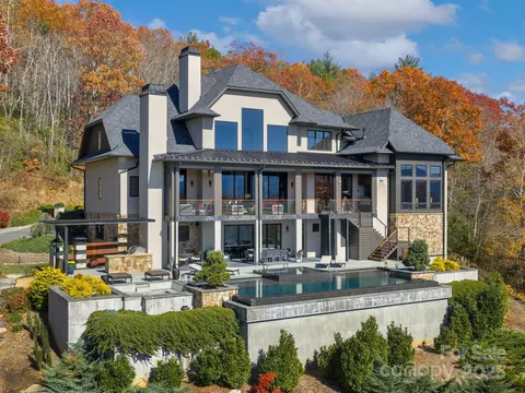 17 Wild Wind Trl, Fairview, NC 28730