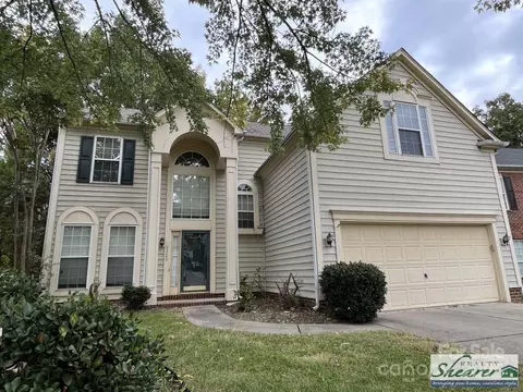 6329 Elderslie Dr, Charlotte, NC 28269