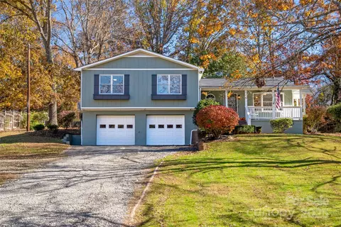 77 Dillingham Rd, Asheville, NC 28805