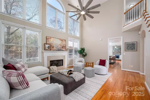13812 Ballantyne Meadows Dr, Charlotte, NC 28277