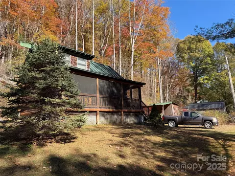 1917 Longbottom Rd, Mcgrady, NC 28649
