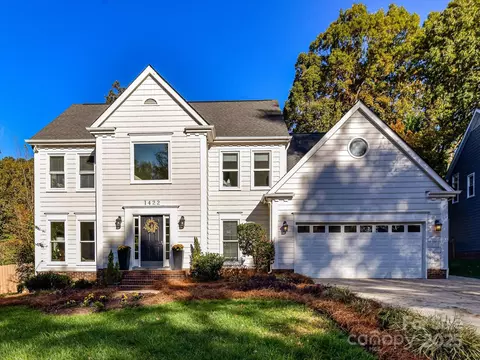 1422 Ashstead Ln, Matthews, NC 28105