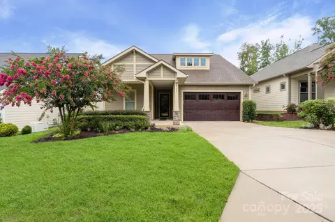 6723 Shoal Creek Dr, Denver, NC 28037