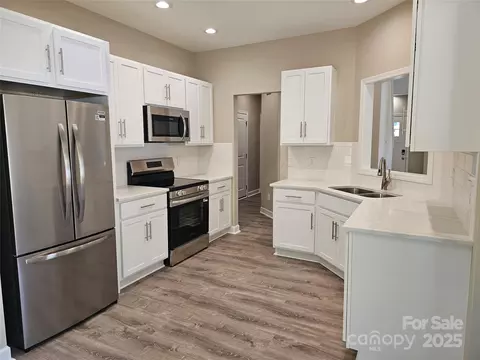 3679 Travertine Dr, Lancaster, SC 29720 photo 6