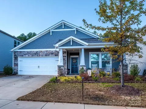 11017 Spritz St, Huntersville, NC 28078