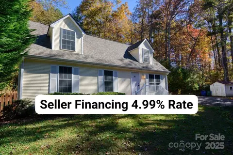 34 East St, Weaverville, NC 28787
