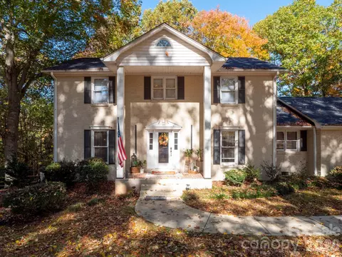 1151 Estate Dr, York, SC 29745