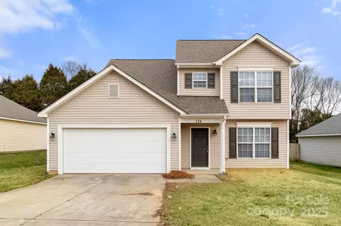 114 Bosburg Dr, Mooresville, NC 28115