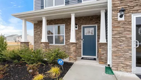 1534 Secrest Commons Dr, Monroe, NC 28112