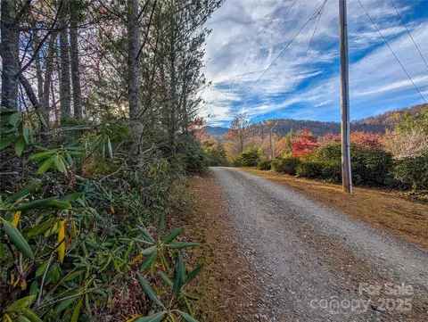 Cherry Hollow, Burnsville, NC 28714